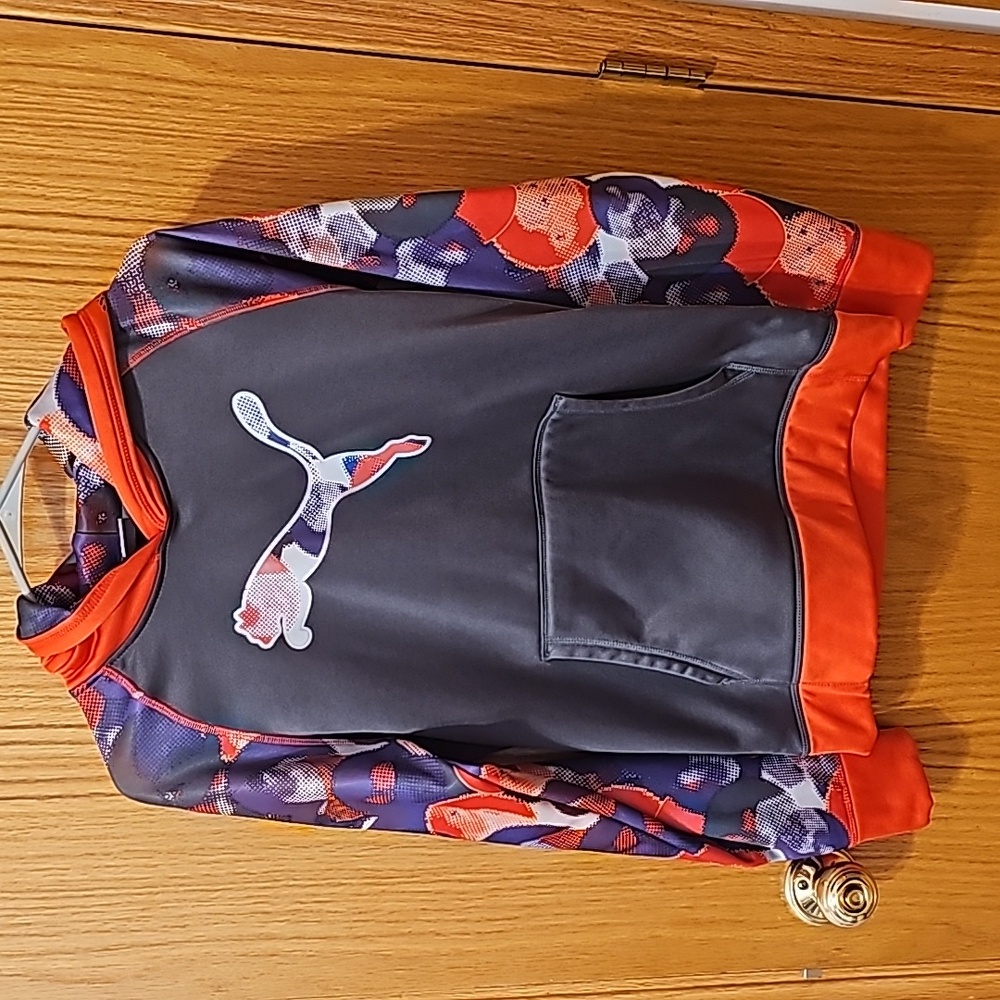 Puma Hoodie Girls Size XL(16)